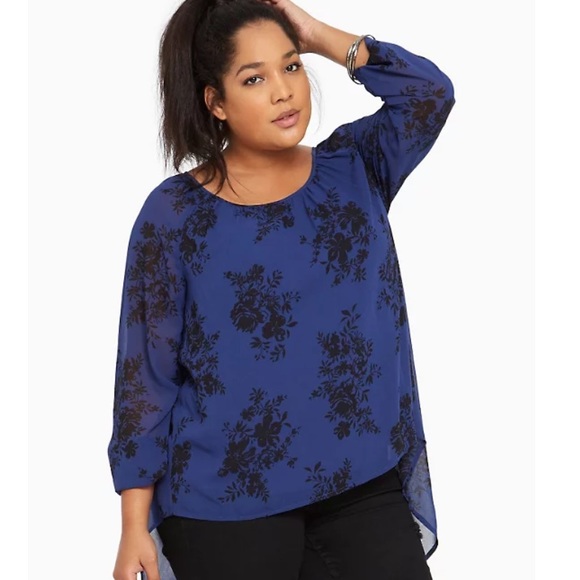 Torrid Blue Floral Sheer Sleeve Top SIZE 4 - Picture 6 of 8